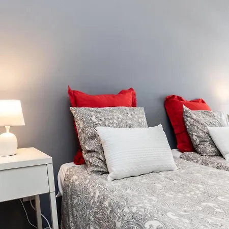 阿齐索尔法鲁阳光公寓 * 法鲁区