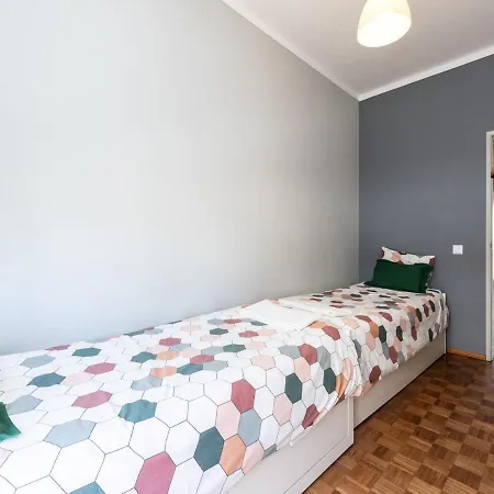 阿齐索尔法鲁阳光公寓 * 法鲁区