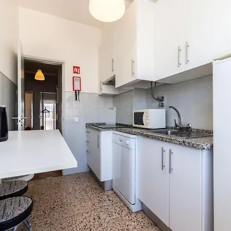 阿齐索尔法鲁阳光公寓 公寓